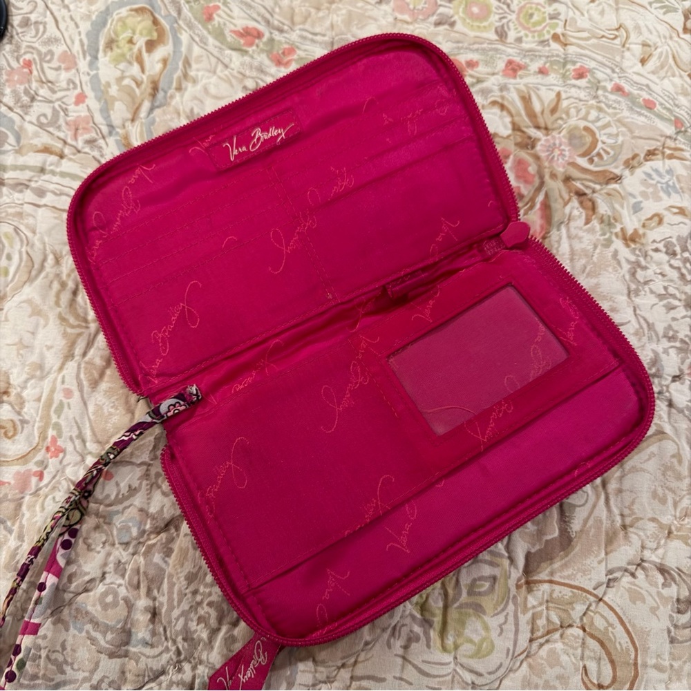 Vera Bradley Full Zip Wallet “Very Berry Paisley” Wristlet - Picture 6 of 7